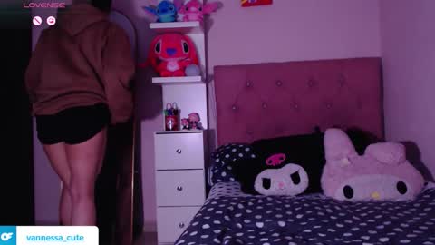 Snapshot of vannessa_shy chatting on December 1, 11:32 pm Vanesa online show from December 1, 11:32 pm