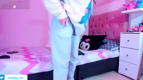 Vanesa online show from February 5, 2:05 am