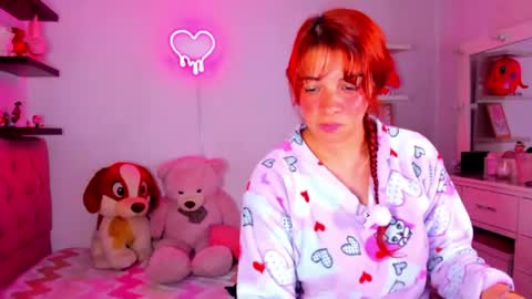 Snapshot of vannessa_shy chatting on July 23, 4:27 pm Vanesa online show from July 23, 4:27 pm