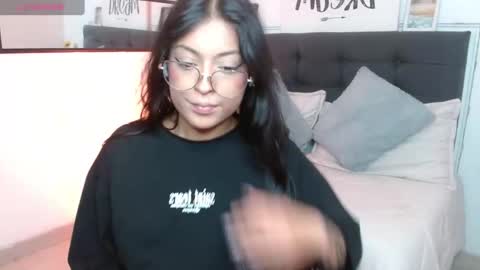 Snapshot of vannesweet_ chatting on October 15, 8:31 pm vane online show from October 15, 8:31 pm