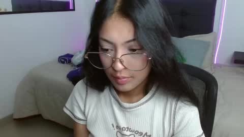 vane online show from April 21, 7:50 pm