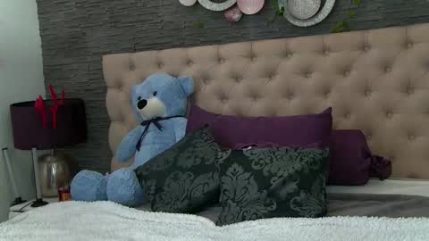 Vanessa online show from January 18, 8:23 pm