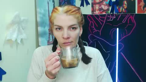 Vanessa online show from February 1, 7:51 am