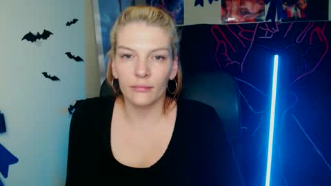 Vanessa online show from April 20, 6:16 am