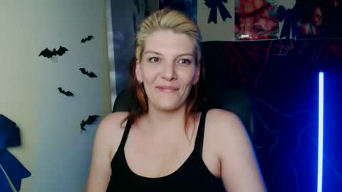 Vanessa online show from April 22, 4:48 am