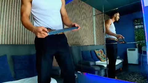 Vans Ross online show from February 6, 7:17 pm