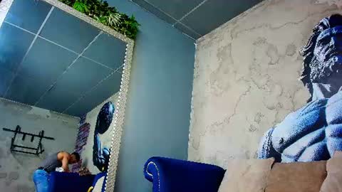 Snapshot of vans_ross chatting on June 19, 2:10 pm Vans Ross online show from June 19, 2:10 pm