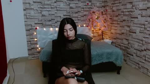 Snapshot of vanse_lust chatting on January 7, 1:38 am Karuna online show from January 7, 1:38 am