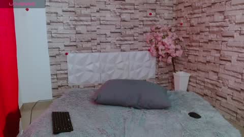 Snapshot of vanse_lust chatting on February 6, 10:21 pm Karuna online show from February 6, 10:21 pm