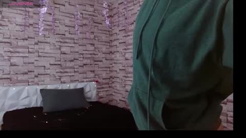 Snapshot of vanse_lust chatting on September 17, 6:20 pm Karuna online show from September 17, 6:20 pm