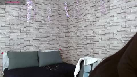 Snapshot of vanse_lust chatting on September 19, 6:19 pm Karuna online show from September 19, 6:19 pm