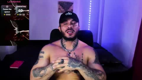 Snapshot of vanvelckan_ chatting on October 15, 6:08 pm vanvelckan_ online show from October 15, 6:08 pm