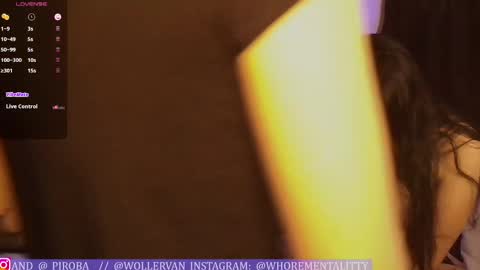 Vane and Scarlett online show from December 17, 12:22 pm