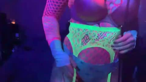 vapourbabe online show from February 2, 6:37 am