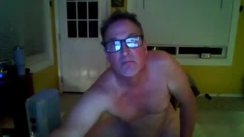 varaggo online show from May 11, 5:46 am