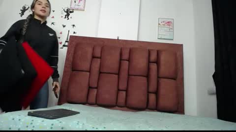 varascot online show from April 20, 11:35 am