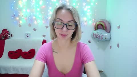 Snapshot of vasilisasii chatting on October 8, 6:11 am Vasilisa online show from October 8, 6:11 am