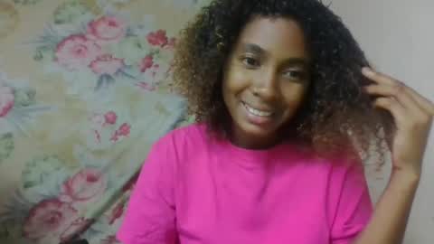 vaviroa online show from May 15, 12:23 pm