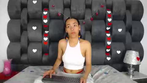 Snapshot of vbleercooper chatting on February 25, 1:41 am Bleer online show from February 25, 1:41 am