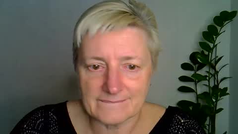 vea_motty online show from November 1, 5:48 pm
