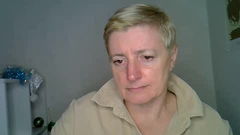 vea_motty online show from January 8, 5:15 pm