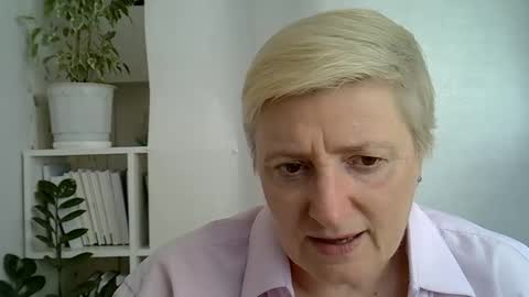 vea_motty online show from April 10, 1:16 pm