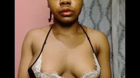 vee62 online show from April 19, 11:40 pm