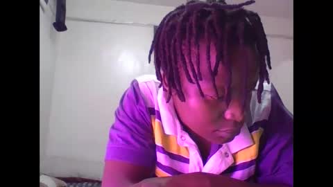 Vee tommy online show from May 3, 5:41 pm