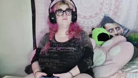 Snapshot of veelehanex3 chatting on January 7, 4:39 am Veronica Lehane online show from January 7, 4:39 am