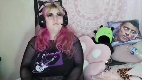 Snapshot of veelehanex3 chatting on January 10, 4:01 am Veronica Lehane online show from January 10, 4:01 am