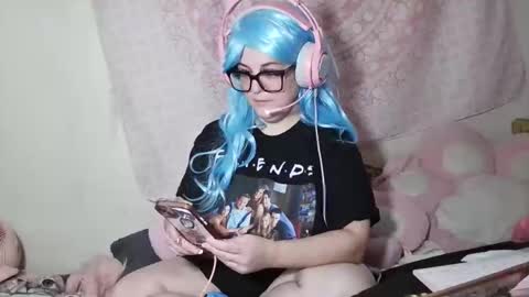 Snapshot of veelehanex3 chatting on October 14, 3:35 pm Veronica Lehane online show from October 14, 3:35 pm