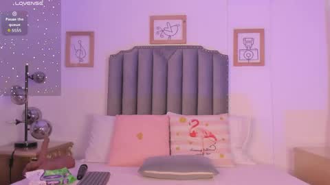   online show from April 21, 11:38 am