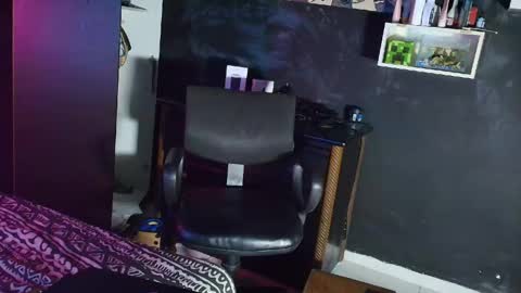 vega_santorini online show from April 22, 2:47 am