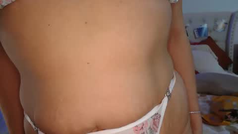 Snapshot of vegas_danielle chatting on September 24, 8:39 am Vegas Dani online show from September 24, 8:39 am