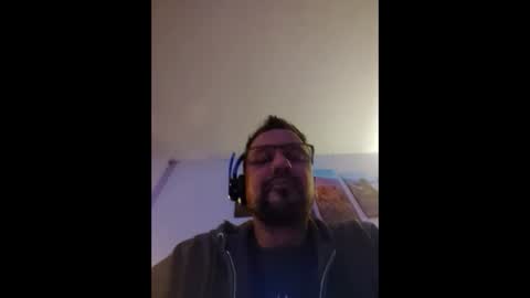 vegasdadbod online show from February 14, 10:38 am