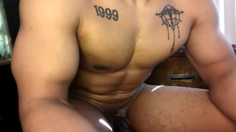 Vegas Love online show from January 9, 9:49 pm