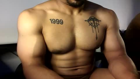 Snapshot of vegasluv702 chatting on June 10, 9:19 am Vegas Love online show from June 10, 9:19 am