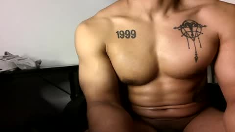 Snapshot of vegasluv702 chatting on June 14, 9:22 am Vegas Love online show from June 14, 9:22 am