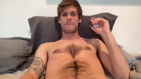 Snapshot of vegassangel chatting on May 27, 2:08 am Joeyyy online show from May 27, 2:08 am
