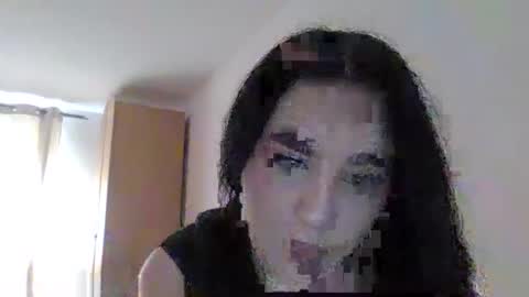 Snapshot of velinora_19 chatting on November 1, 11:12 am velinora_19 online show from November 1, 11:12 am