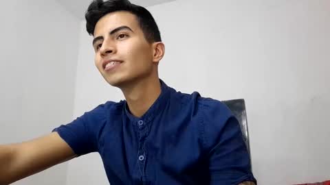 Snapshot of velk_hot1 chatting on March 8, 10:24 pm velk_hot1 online show from March 8, 10:24 pm