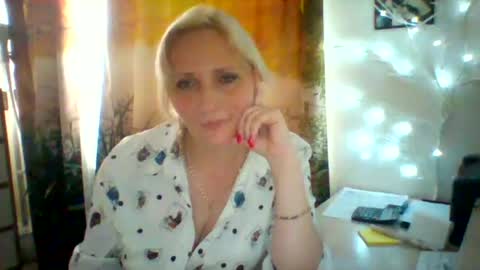 Snapshot of velka_raspberry chatting on July 8, 4:44 pm velka_raspberry online show from July 8, 4:44 pm