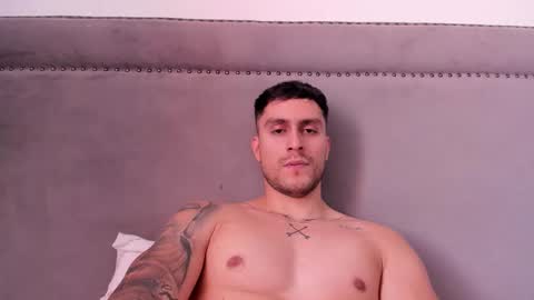 Emm online show from February 18, 6:15 pm