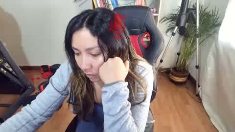 Snapshot of vellarossa chatting on December 11, 8:28 pm Im VelaI will be Christmas and New Year with my family December 22 to January 13 I will miss you guys. online show from December 11, 8:28 pm