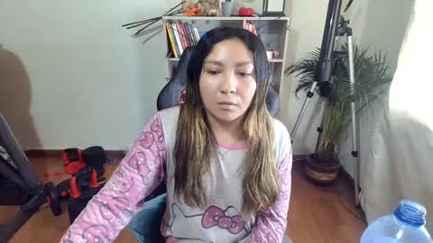 Snapshot of vellarossa chatting on December 12, 3:59 pm Im VelaI will be Christmas and New Year with my family December 22 to January 13 I will miss you guys. online show from December 12, 3:59 pm