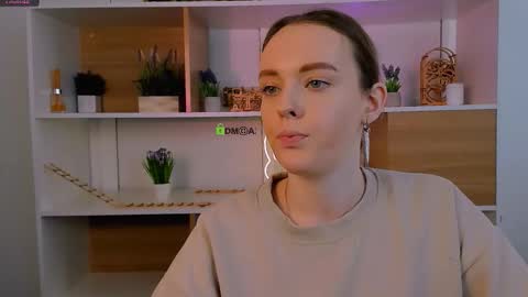 Snapshot of veloria_belle chatting on December 16, 7:35 am veloria_belle online show from December 16, 7:35 am