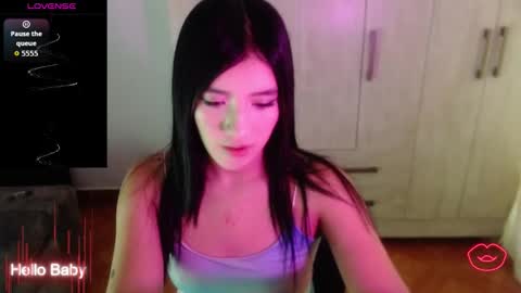 Snapshot of velvet_28_ chatting on October 17, 1:14 pm velvet_28_ online show from October 17, 1:14 pm