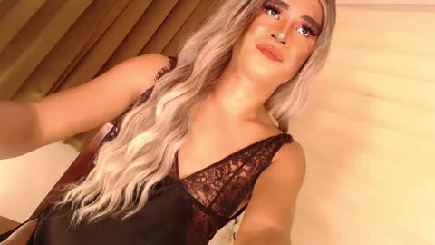 Richy will make you fall in love online show from December 13, 8:20 am