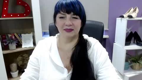 velvet gloria online show from July 21, 6:05 am