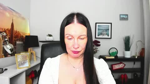 Snapshot of velvet_jasmine chatting on September 25, 6:50 am Jasmine online show from September 25, 6:50 am